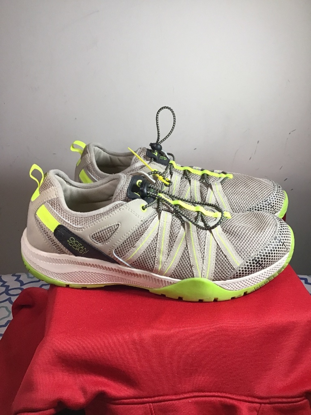 🔥❤️Ocean + Coast, men’s size 11.5M, great condition, see photos 🔥🔥❤️